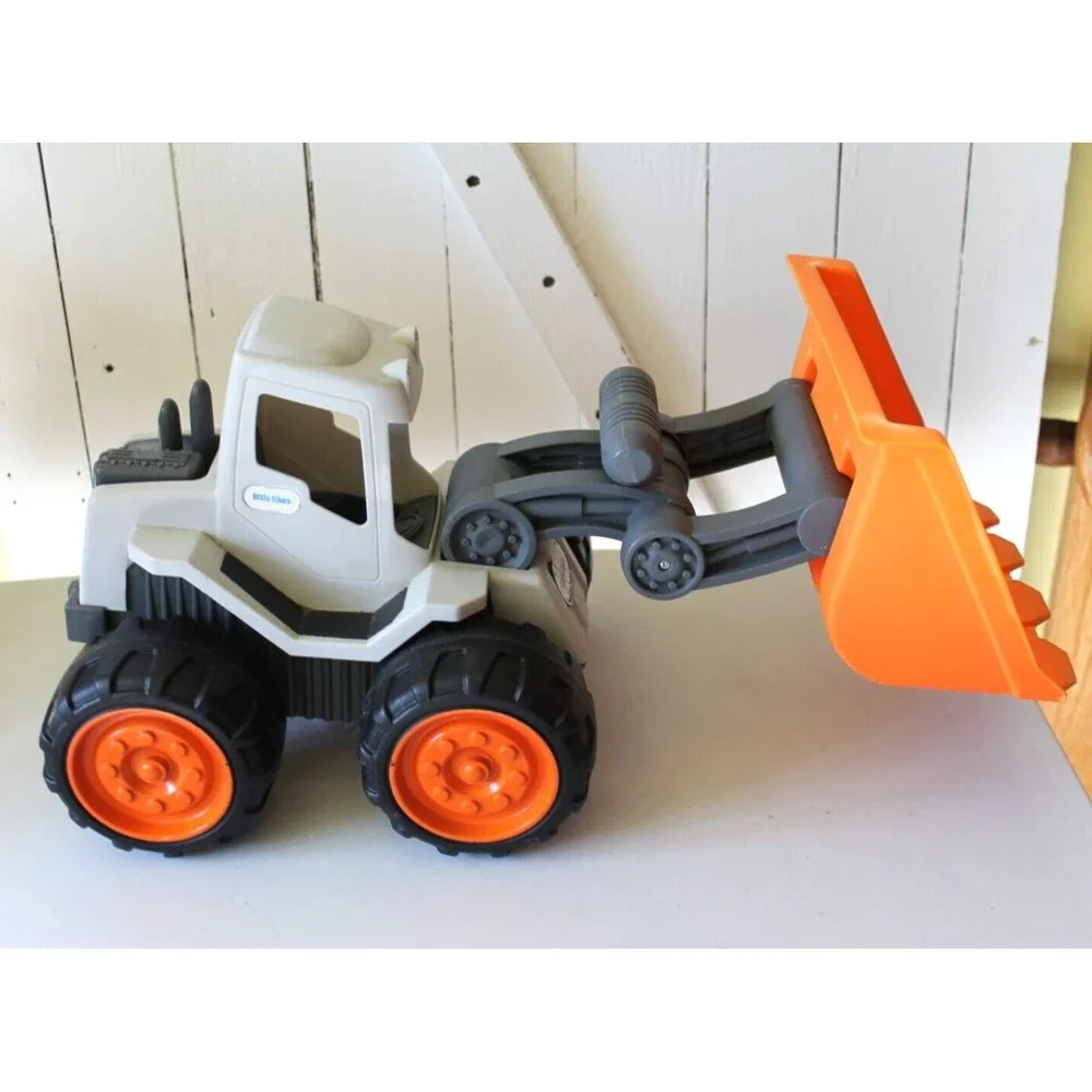 LITTLE TYKES Front Loader  Bulldozer Construction TRUCK Used